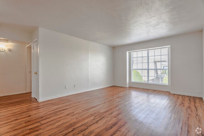 2BR,2BA - 1100SF B2 - Living Area