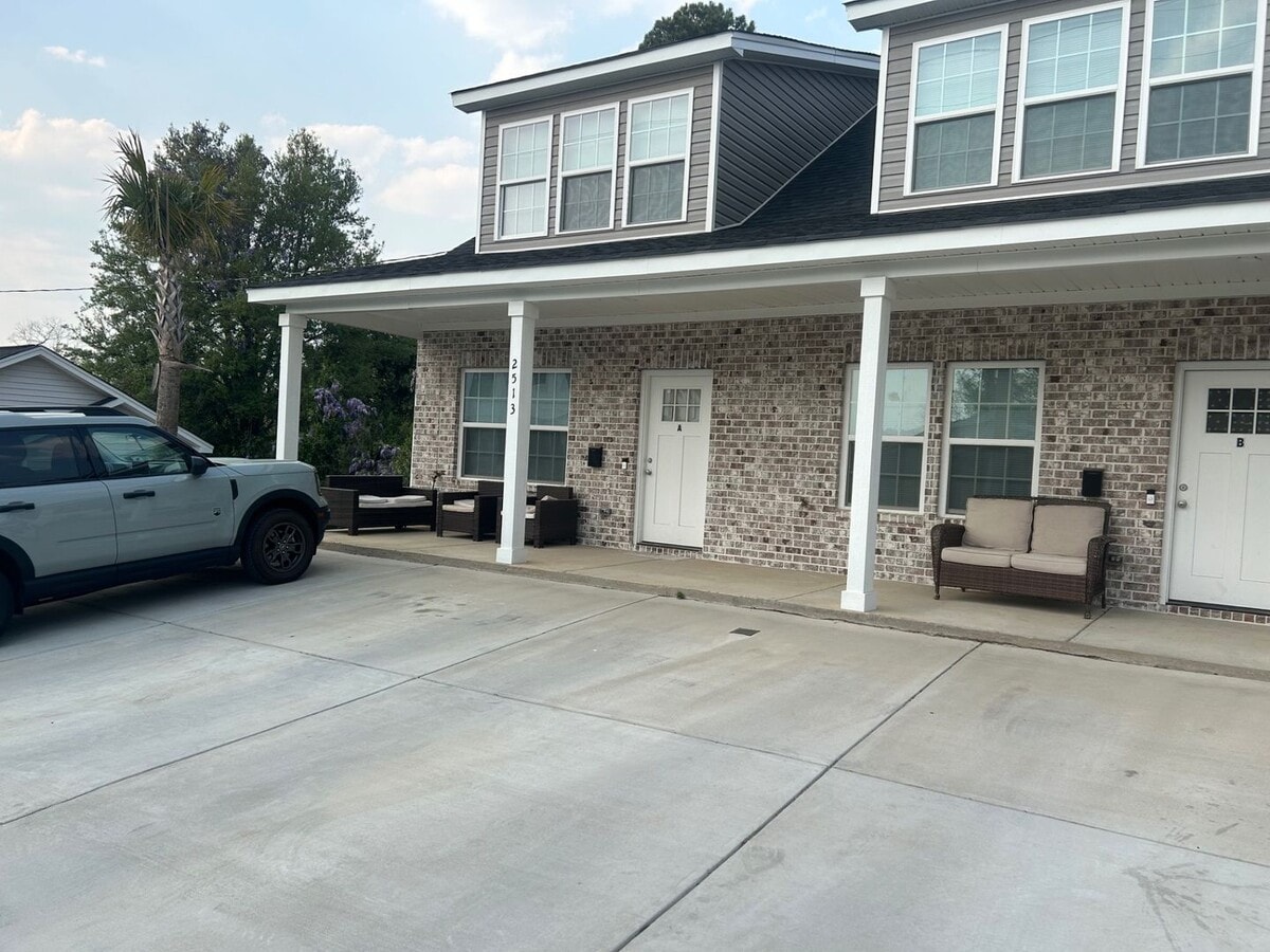 Photo - 2513 Bratton Street Unit B