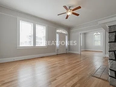 Photo - 205 N Zion St