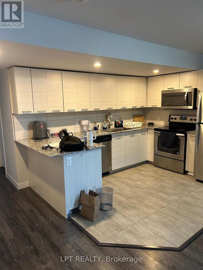 Photo - 338 Albert St