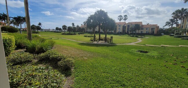 145 Yacht Club Way Unit 112