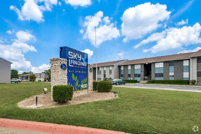 Building Photo - Sky Landing Apartments