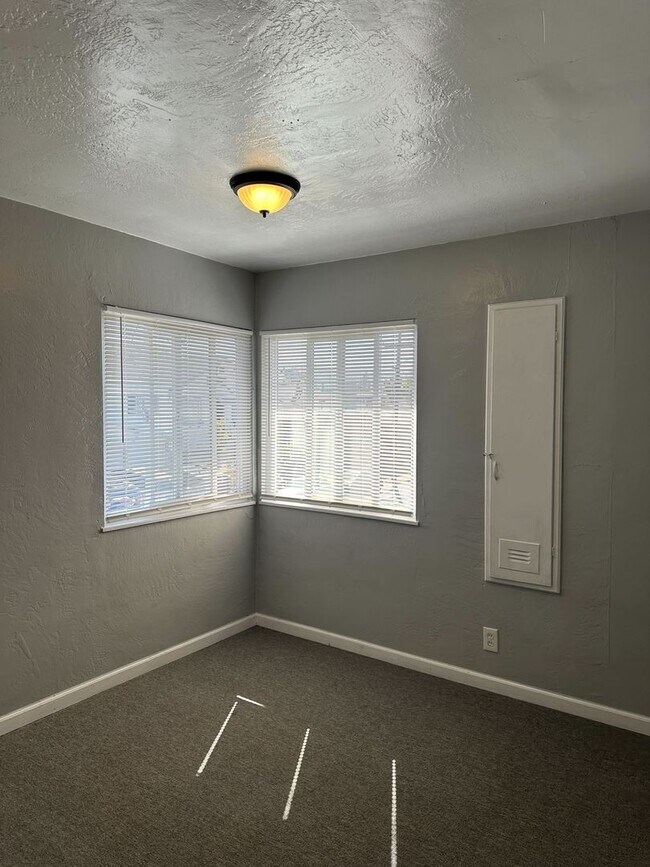 Photo - 3109 School St Unidad 1