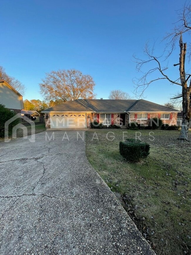 Building Photo - Great Home for Rent in Tuscaloosa, AL! AVAILABLE NOW!!