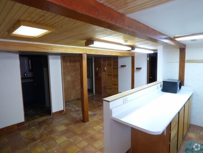 Building Photo - Prime Location 2 Bd 1 Bath with Garage Rental