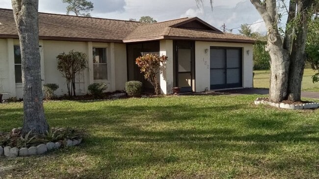 Photo - 132 Hallmark Ave