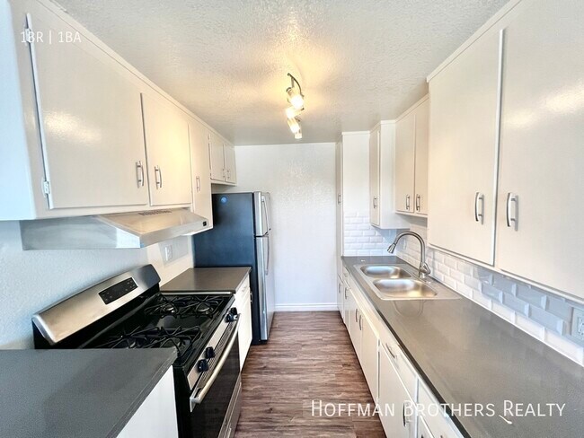 Photo - 5640 S La Brea Ave Los Angeles, CA 90056 Unidad 8C