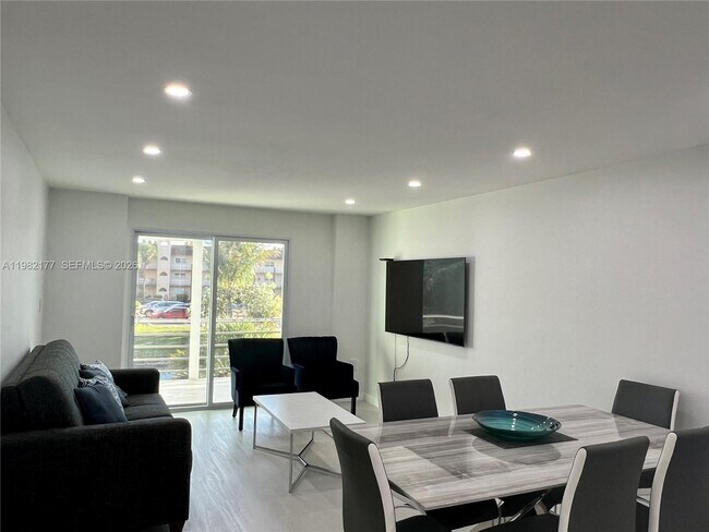 Photo - 8595 Sunrise Lakes Blvd Unit 207