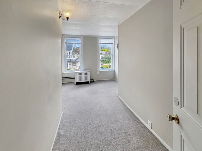 Photo - 106 W Church St Unit #1