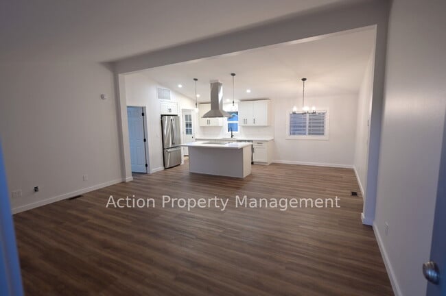 Photo - Newly renovated 3 bed 2 bath w/ large 3 bay garage, in Dungeness