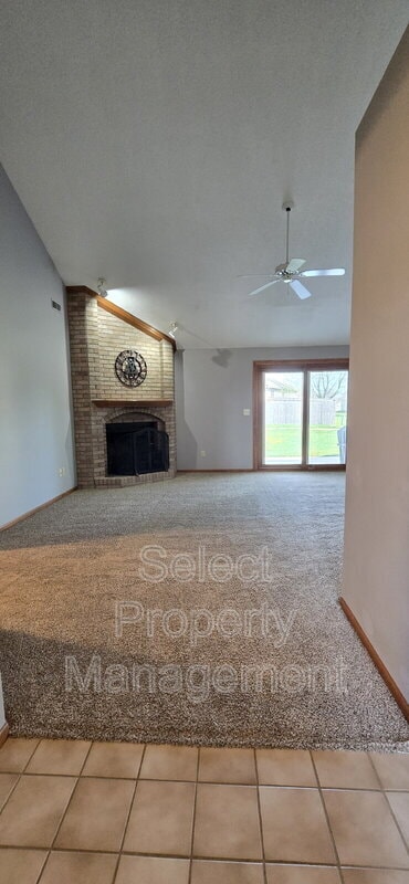 Photo - 606 Diamond Point Pl