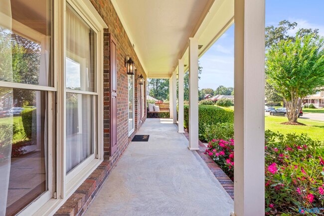 Photo - 122 Navaho Trail