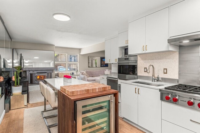 Photo - 250 S Original St Unit E