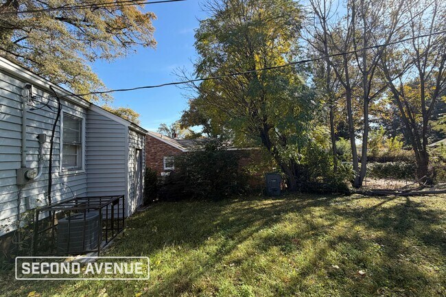 Photo - 2709 Henley Dr