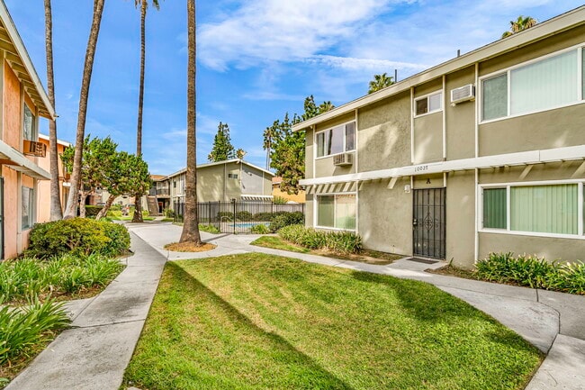 Photo - 10023 Sepulveda Blvd Unit Apt D