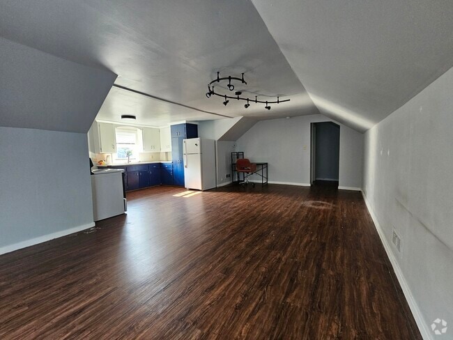 Building Photo - 928 Wall St Unit Apt 2
