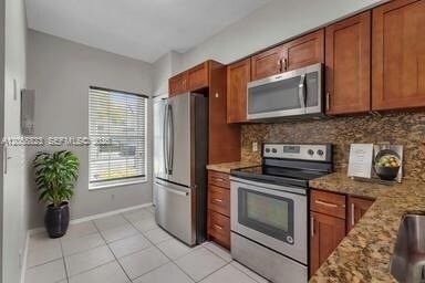 16640 Hemingway Dr