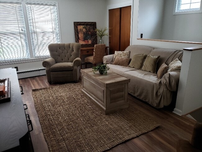 Photo - 60 Glenwood Ave Unidad 2