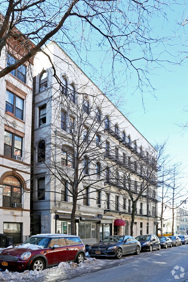 66-70 West 84th St - Manhattan NY - 66-70 W 84th St