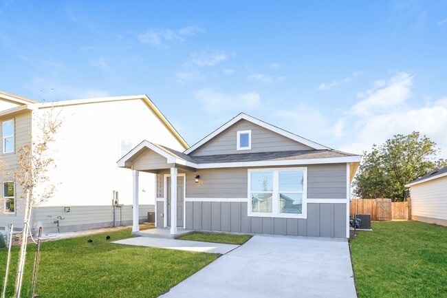 Building Photo - 13710 Haystack Rdg