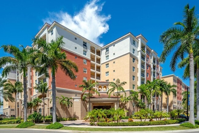 Photo - 17100 N Bay Rd Unidad PH1912 Rental