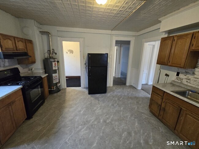 Photo - 779 E Main St Unit 2nd floor