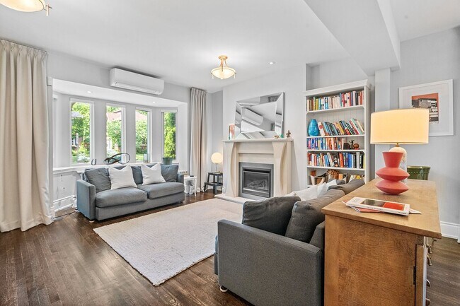 Photo - 89 Whitehall Rd