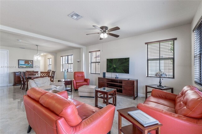 Photo - 8435 Lakeview Trail