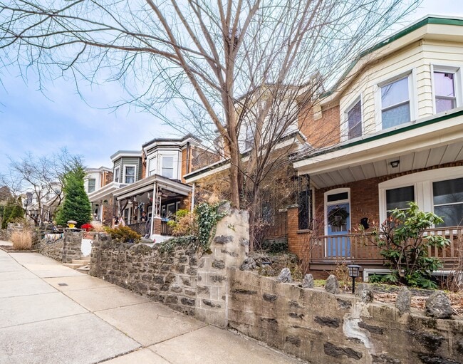 Photo - 132 Lauriston St