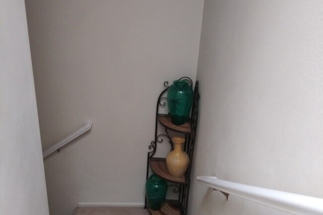 Photo - 13901 Olive View Ln