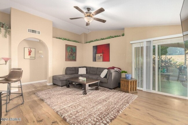 Photo - 4326 E Rosemonte Dr
