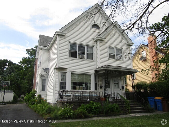 Building Photo - 393 Albany Ave Rental