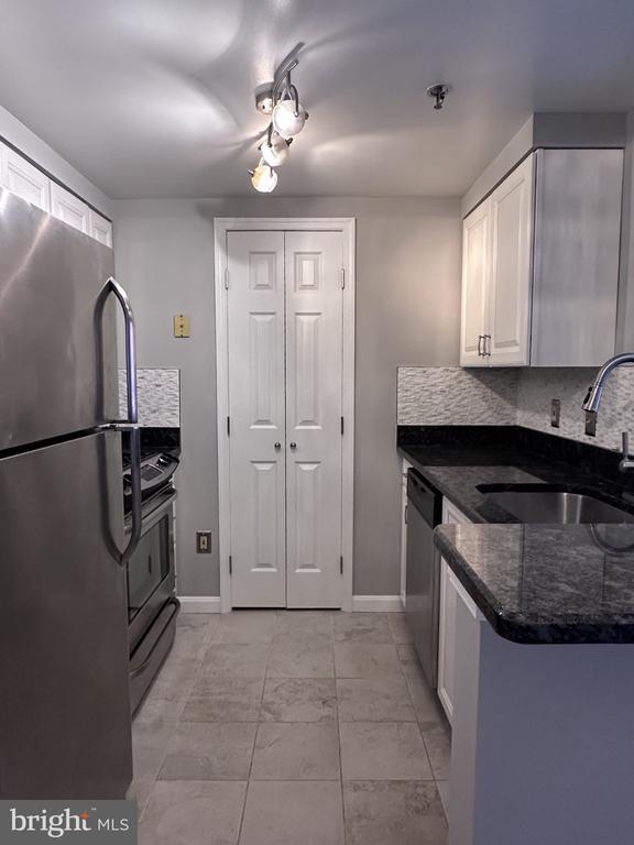 Photo - 4808 Moorland Ln Unit 501