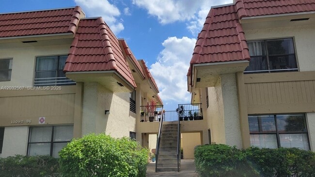 Building Photo - 11084 Royal Palm Blvd Unit 2-8