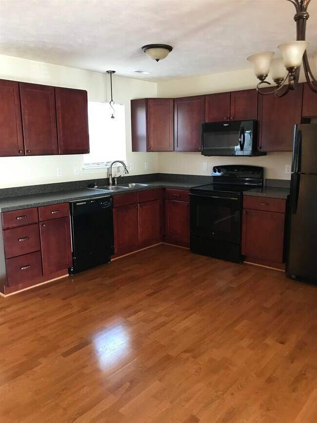 1211 Poet's Ct
