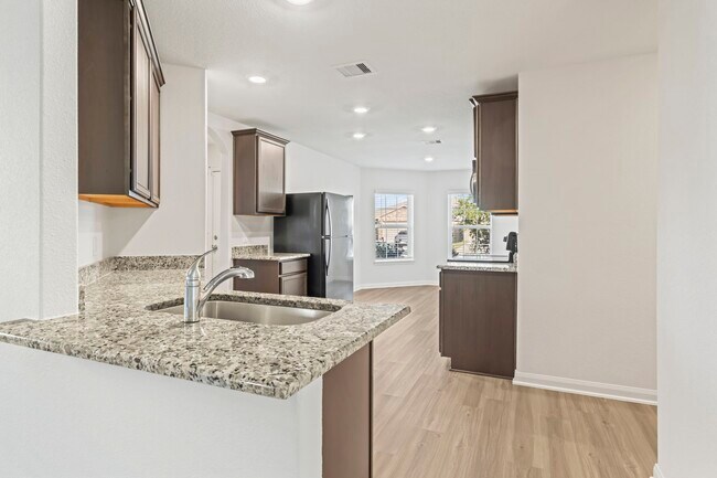 Photo - 15231 Central Lakes Dr