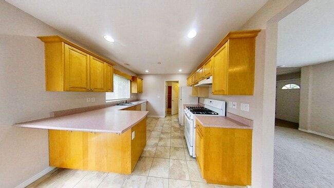 Photo - RENT SPECIAL! $500 OFF OF FIRST MONTH! 3 Bedroom, 2.5 Bath in the Cordata/Meridian Area!