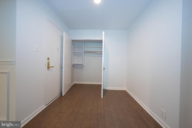 Photo - 1640 Oakwood Dr Unidad W-216