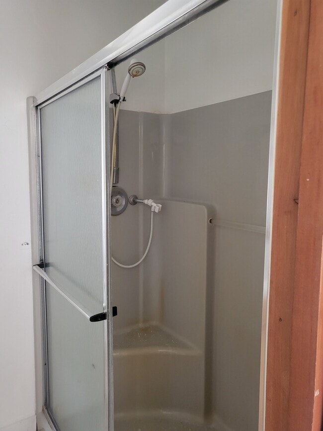 Photo - 284 Watershed Rd