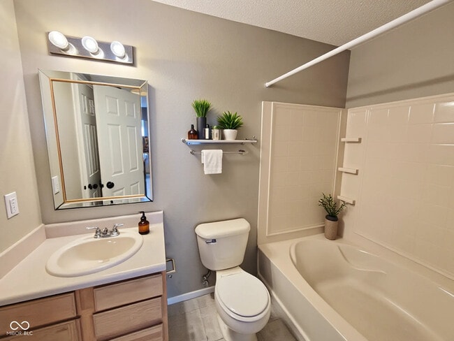 Photo - 3415 Spring Wind Ln