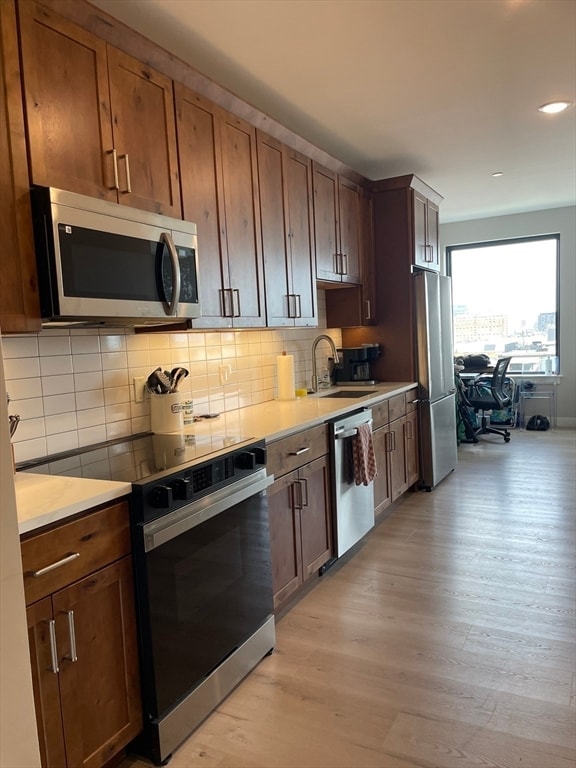 Building Photo - 400 W Broadway Unit 405