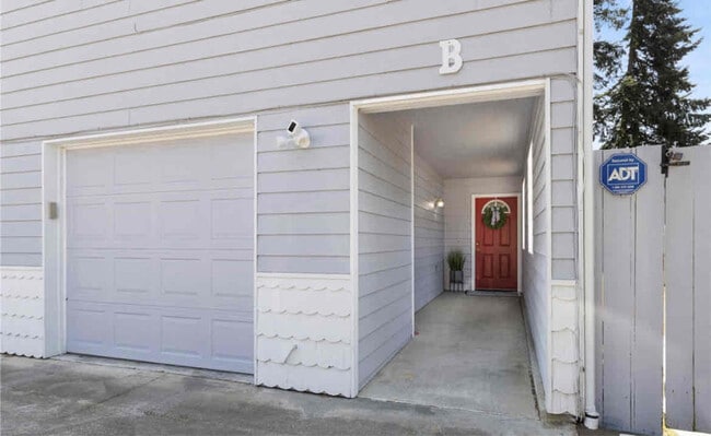 Photo - 3615 Auburn Way S