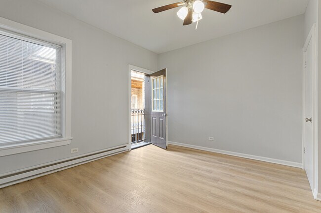 Photo - 1456 W Fargo Ave Unidad 206