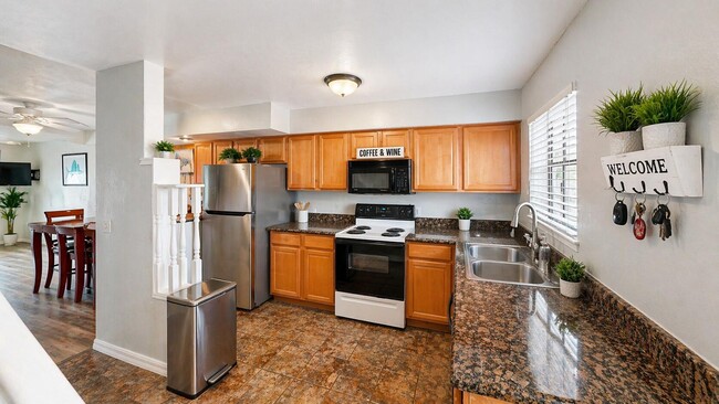 Photo - 1300 Seaway Dr