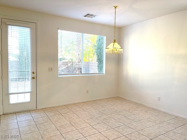 Photo - 4638 San Vito St