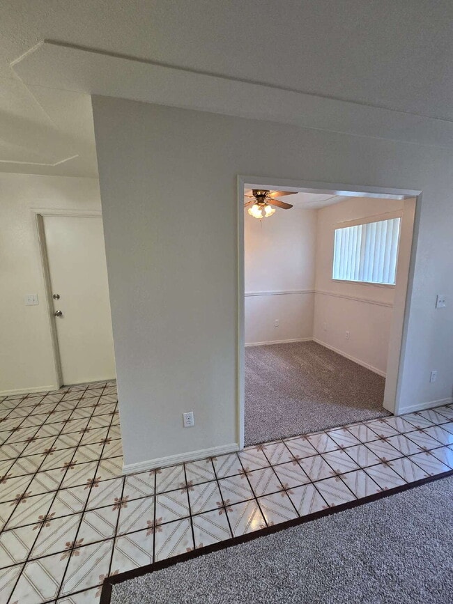 Photo - Walking distance to shopping and restauran...