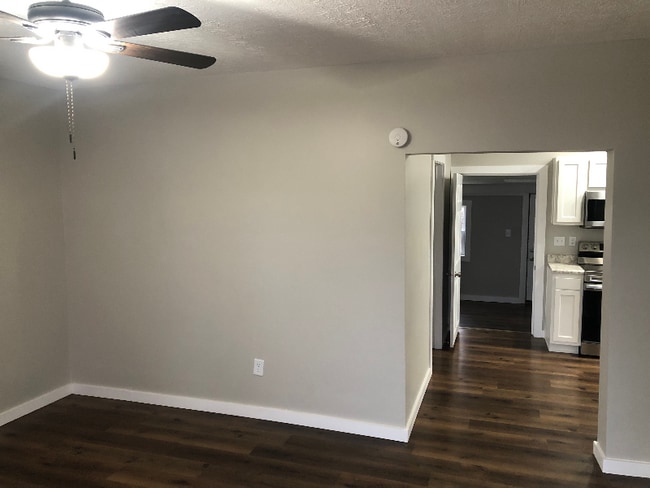 Photo - 25 Walnut St