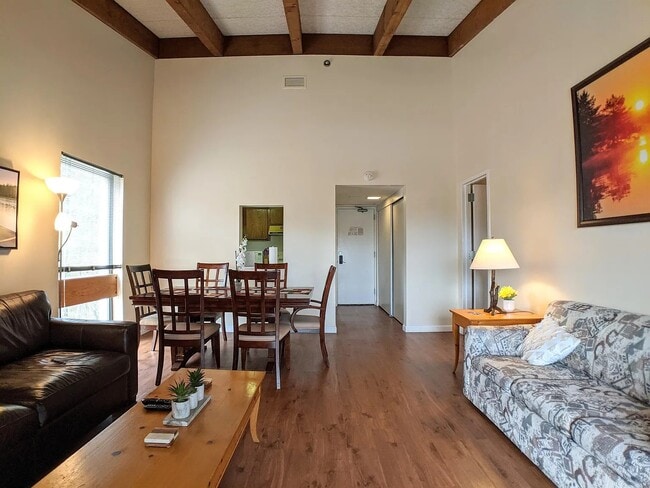 Photo - Cedar Lodge-308