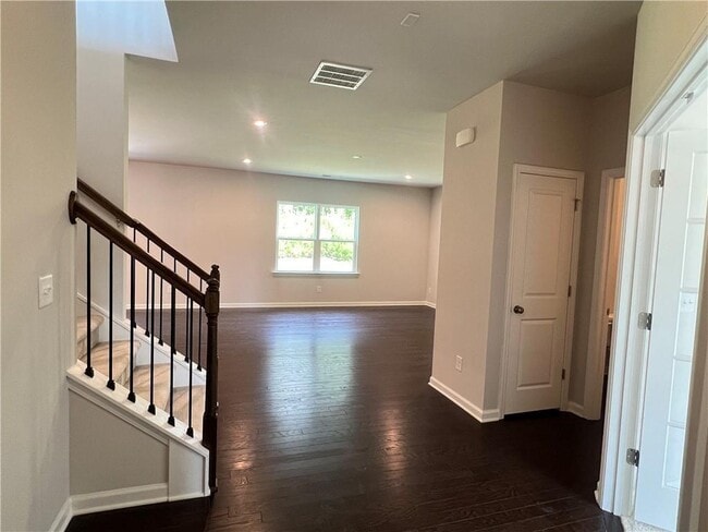 Photo - 5869 Wheeler Ridge Rd