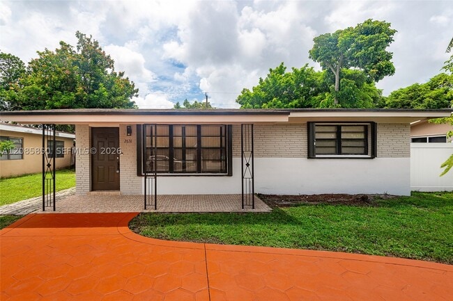 Photo - 2631 Alcazar Dr